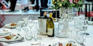Consider-Shopping-Caterer-Software-on-intelligentking