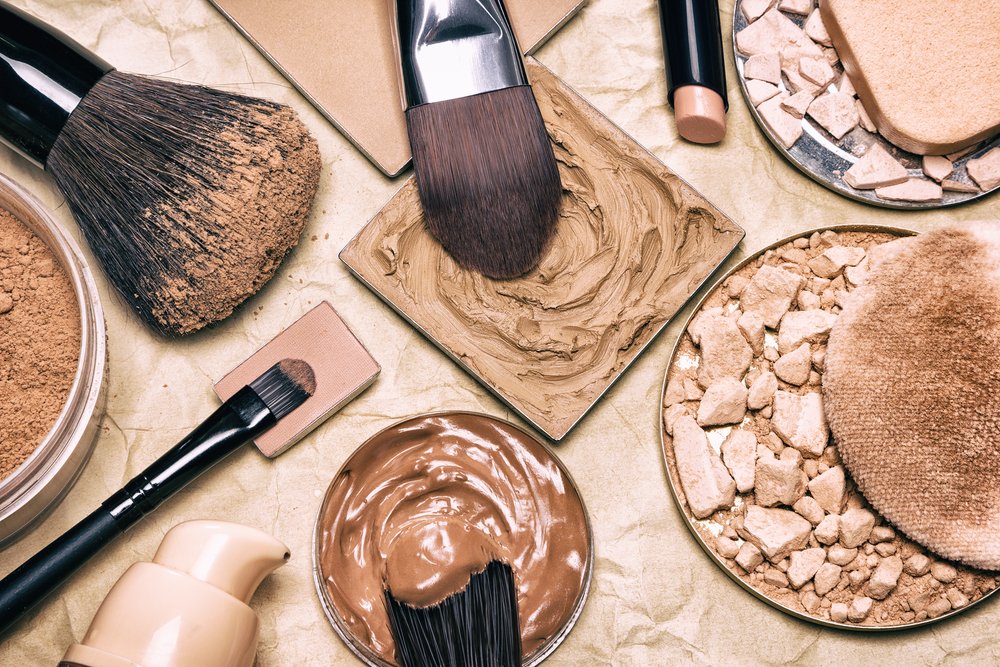 6 Different Uses OF Concealer For Your Skin & Their Benefits
