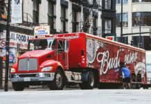Simplifying-Taxes-Essential-Tips-For-Trucking-Business-Owners-on-intelligentking